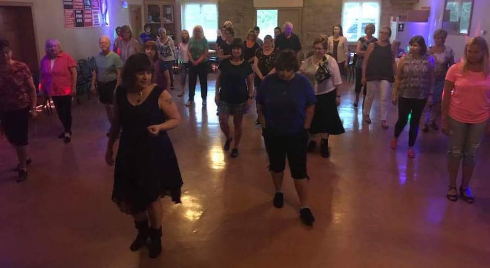 Dance With An Effortless Way To Learn Over 500 Dances